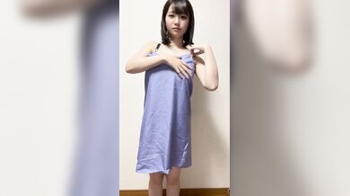 超可愛巨乳妹妹換衣服