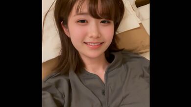 超可愛巨乳妹妹在床上自摸