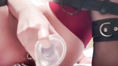 女性が我慢できずに絶頂を繰り返す