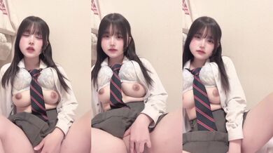 大胸日本女学生穿校服自慰