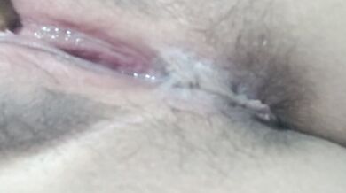 眼鏡舌钉骚妹饼干自慰