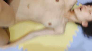 巻き毛のセックスフレンドは私とセックスするのが好きだと言う