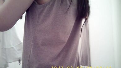 更衣室～美乳 32