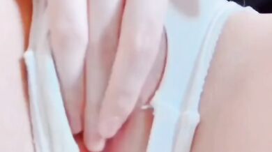 Horny Friend Masturbate Squirting