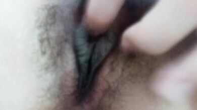 馬來西亞沙撈越可愛妹妹發自慰嫩穴給男友看