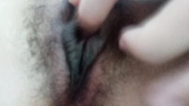 馬來西亞沙撈越可愛妹妹發自慰嫩穴給男友看