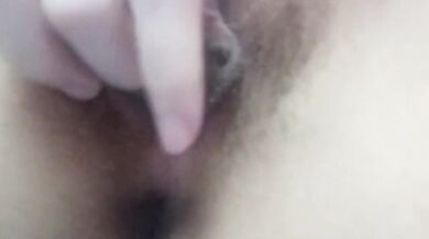 マレーシアのサラワクロリの柔らかいおまんこ