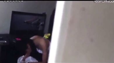 インターネットカフェでセックスをする学生たち