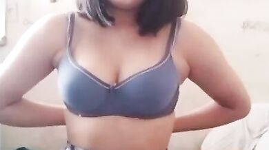 06 years little sister masturbating Mayyan