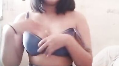 06 years little sister masturbating Mayyan