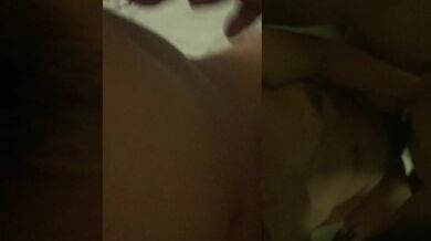 上海のふくよかな人妻と週末のホテルでの愛人との自撮り