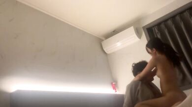 韓國情侶在旅館做愛自拍