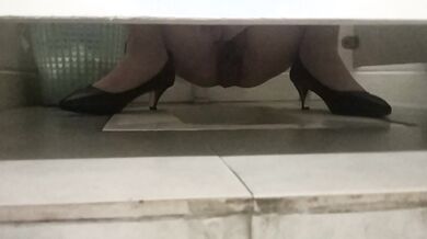 中國トイレ盜撮1(厠所被抓到偷拍)