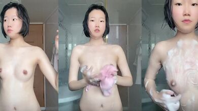 貧乳短发兔牙韩妹1-洗澡自拍