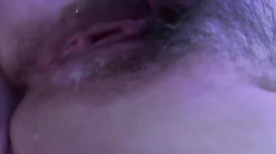 Big Malaysian slut dog only wants to be fucked by men, pussy itching, toys herself wildly