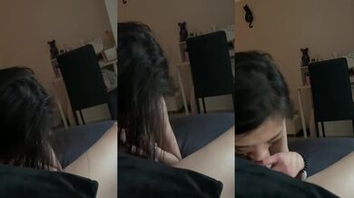 是位高挑貧乳身型骨感的女孩、整體很完美了 可惜口技很爛