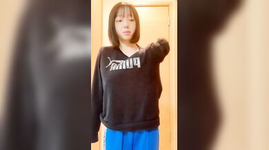可愛日本制服妹妹 4