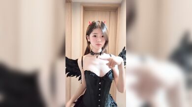 可愛妹妹喜歡跳舞