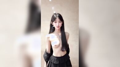 可愛妹妹喜歡跳舞