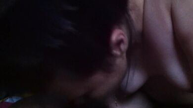 マレーシアの妹がチンポを食べる