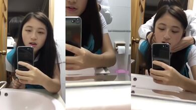 Hong Kong students toilet sex selfie