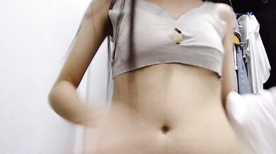 Malaysian escort THQ takes off school uniform selfie