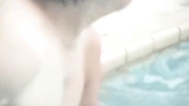 Stunning view! Beautiful girl with bare skin in high-end bathhouse ZK-①