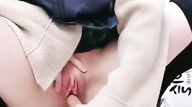 韓国人店員のオナニー2