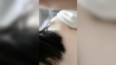 女子高生が彼氏のために自撮り