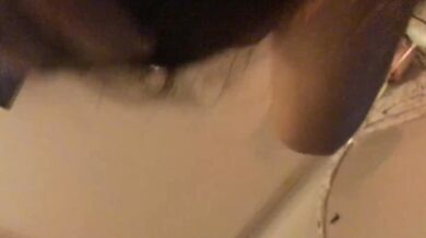 Malaysian tattooed sister gives her boyfriend a blowjob