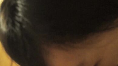 Em gái Đài Loan ăn tinh ranh