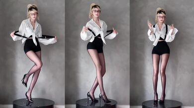 Beautiful legs and black silk stockings Zhao Xiaoqi