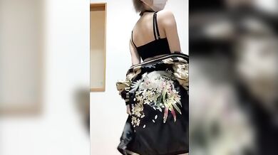 Micro-breasted sister selfie