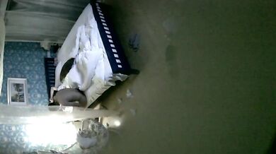 色白でムチムチでスタイル抜群の女子校生が男子校生に激しく犯される_体外射精で疲れて動きたくない