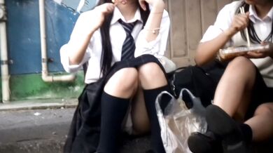 学生の隠しカメラ