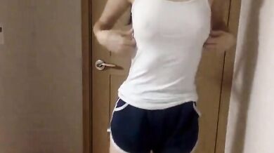 Hãy đến và xuất tinh vào tôi