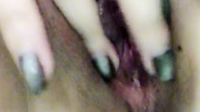 元カノが自慰行為をする