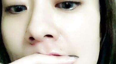 元カノが自慰行為をする