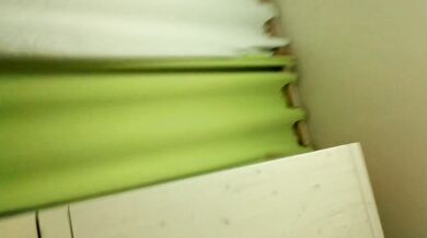 韓国人カップルが愛の自撮り、女性主人公の胸は素晴らしい