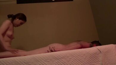 Massage parlor service foreigner secretly recorded