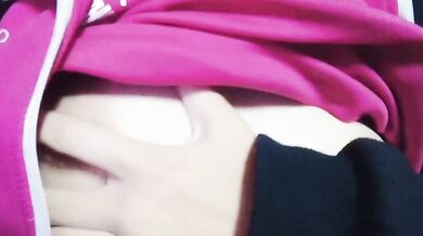 氣質貧乳妹子自慰