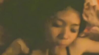 Quan hệ bằng miệng khi nằm cho đến khi ăn hết lông