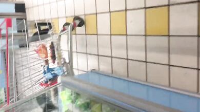 内部者撮影禁止-8