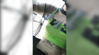 No underwear tail see-through top supermarket