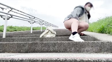 巨乳JKゆきの露出2が見られた