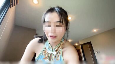 陰毛が濃い小悪魔は激しすぎて淫水が飛び散る