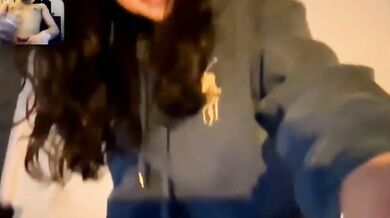 貧乳シンガポール人美女のオナニー動画