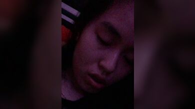 00年生まれの小さな彼女が酔っている2