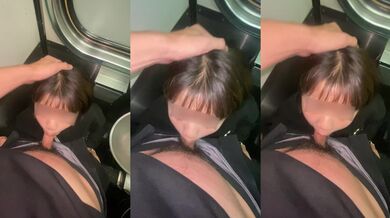 電車の中でチンポをフェラるのは最高だよ