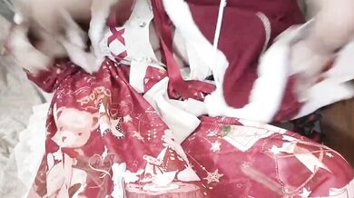 大奶少女自慰流白醬